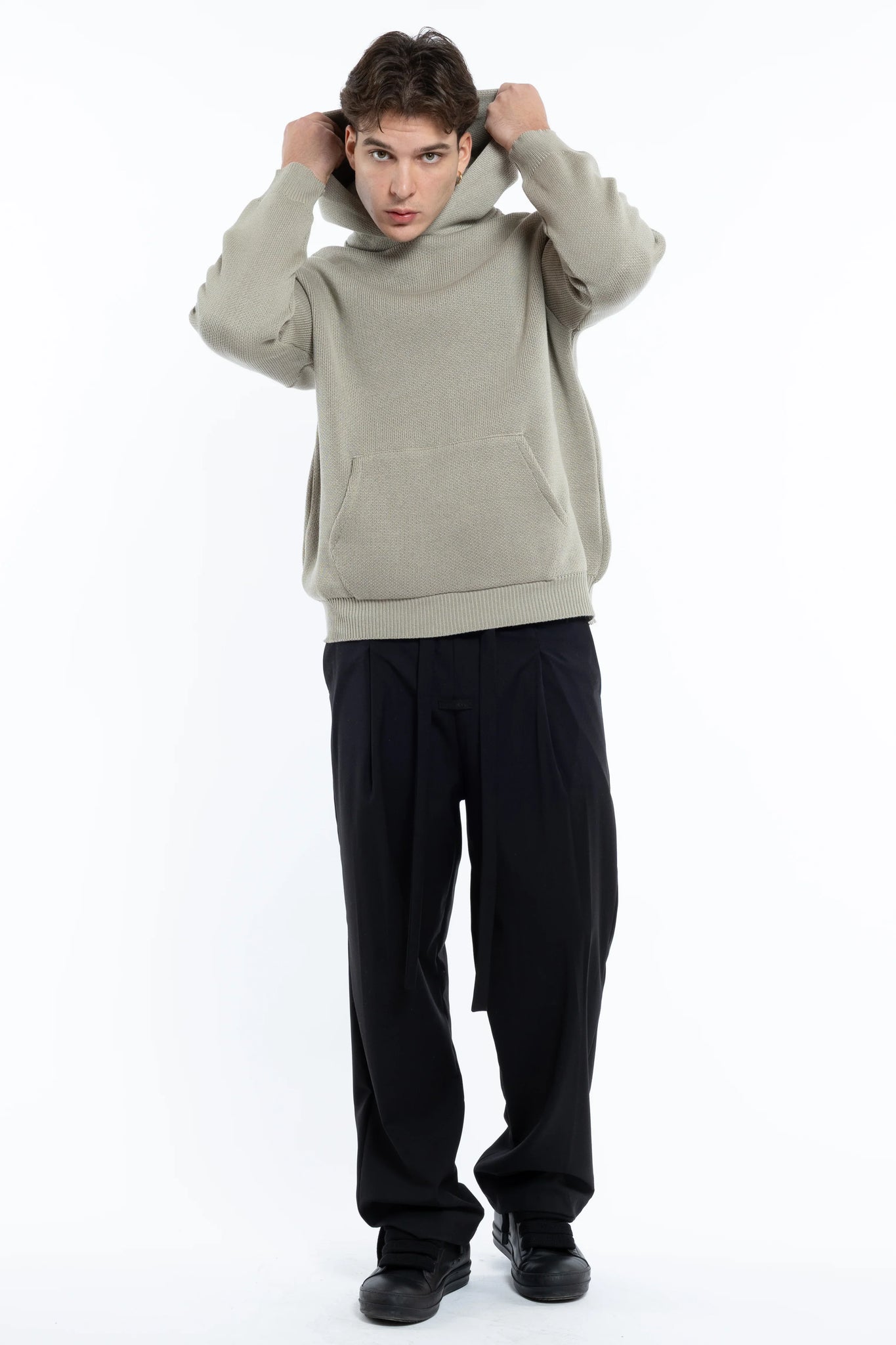 Maglione con cappuccio oversize Eternal Atelier