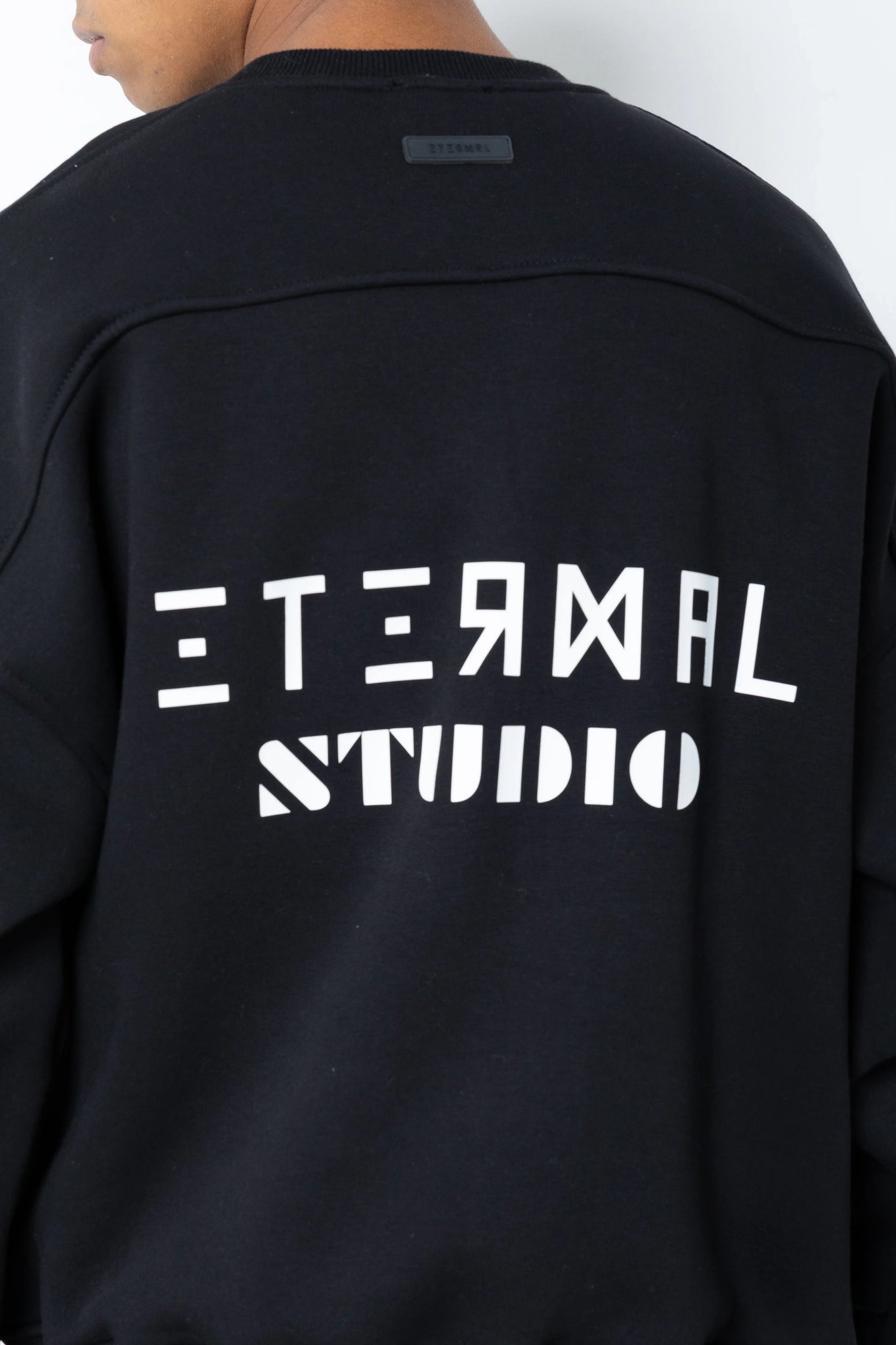 Felpa girocollo logo brick Eternal Studio