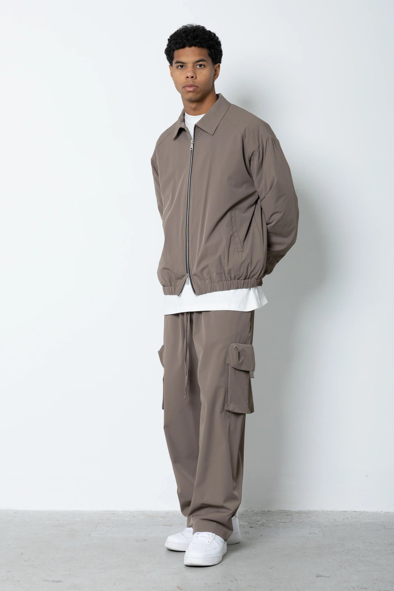 Cargo in tessuto tecnico Eternal Studio