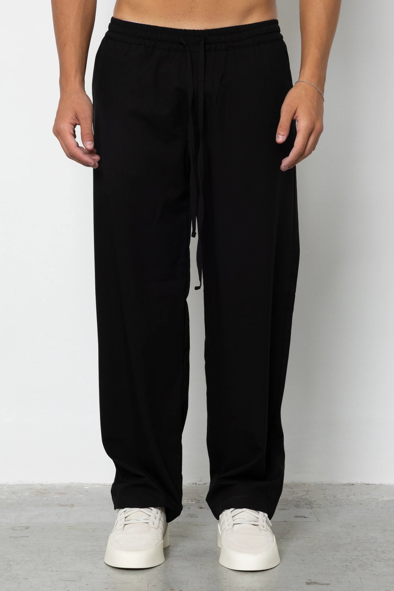 Pantalaccio con pences fondo ampio