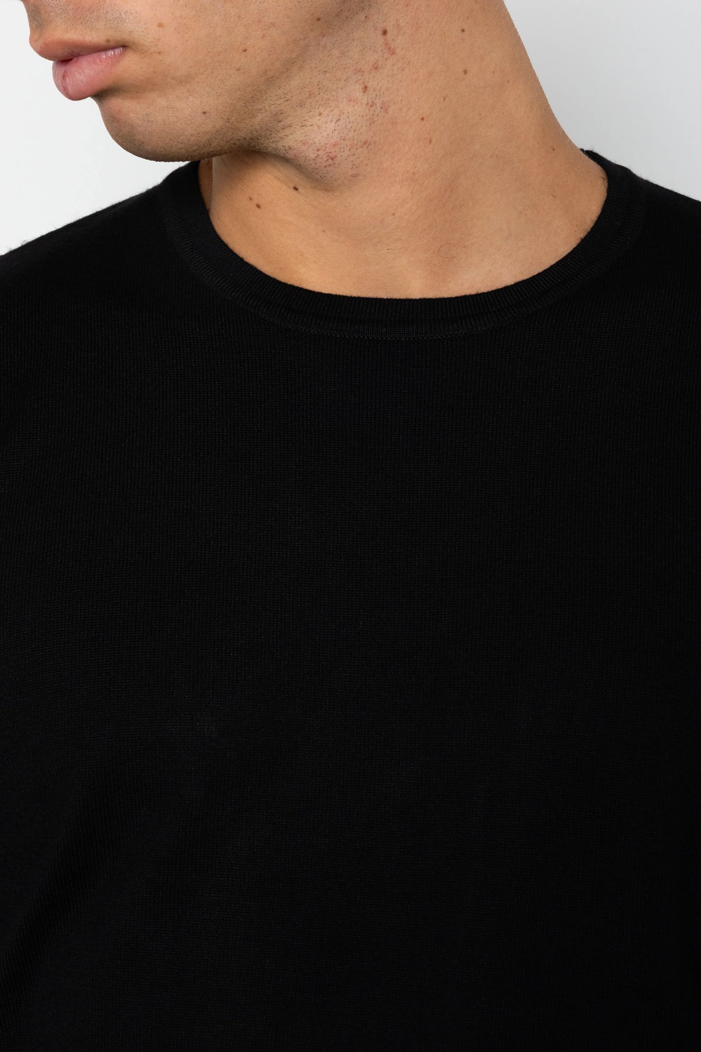 Maglione girocollo in filo