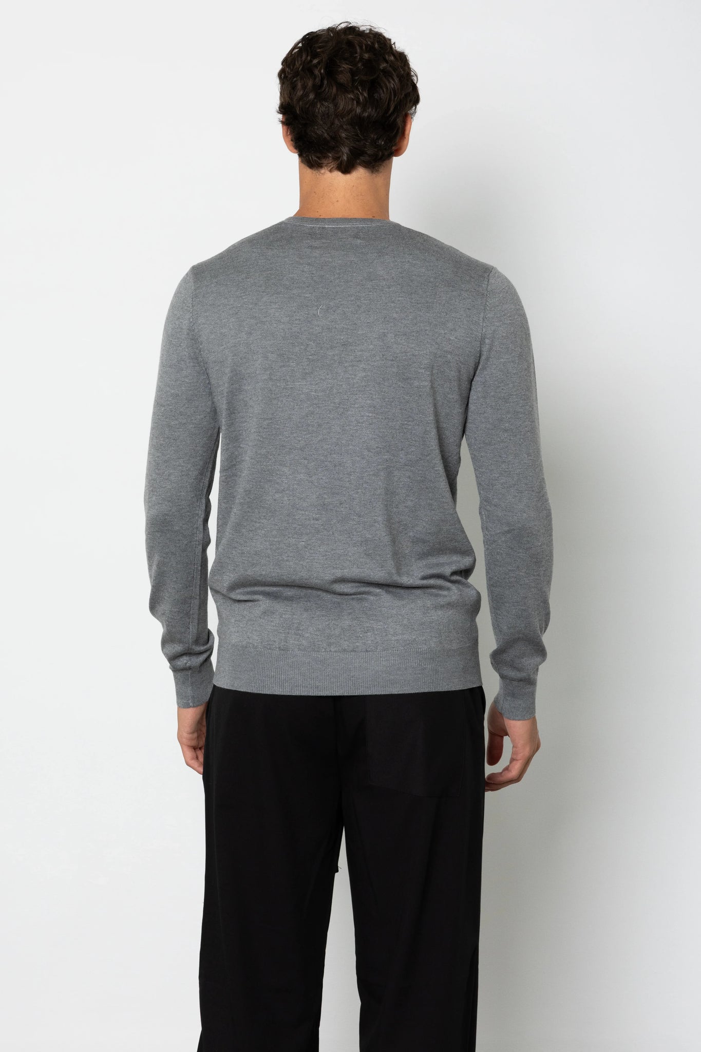 Maglione girocollo in filo