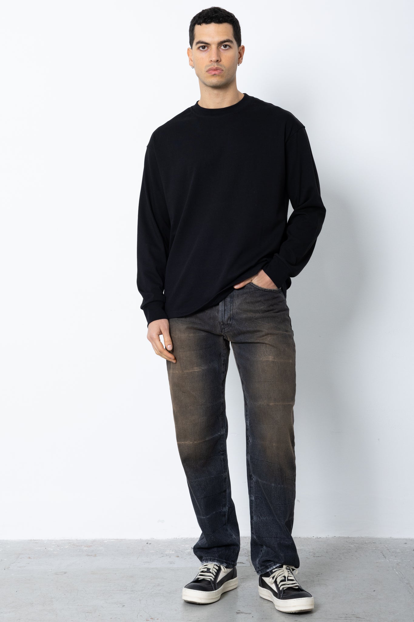 Jeans nero stirature